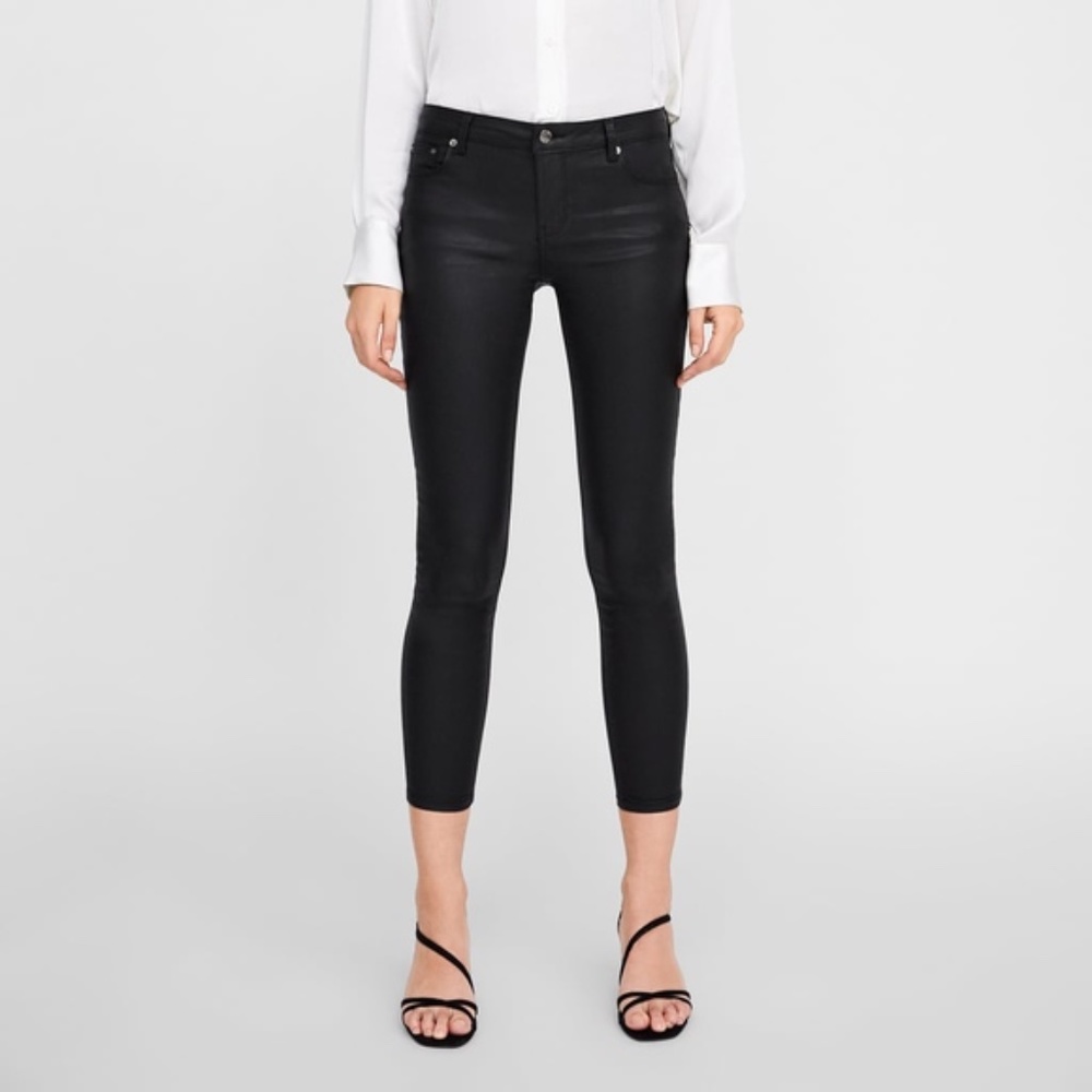 NWT ZARA Black Coated Skinny Jean - Size: 2